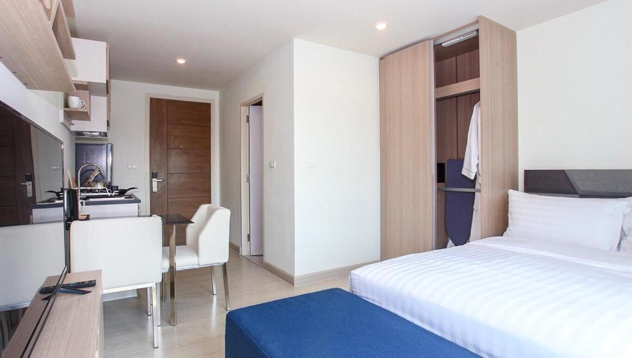 Niche Mono Sukhumvit 50 By Ariva Hotel Bangkok Bagian luar foto